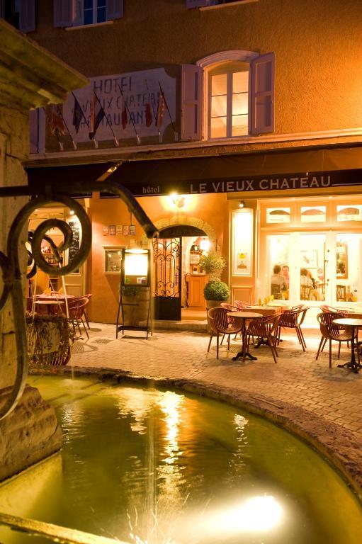 Le Vieux Chateau 艾吉纳 外观 照片